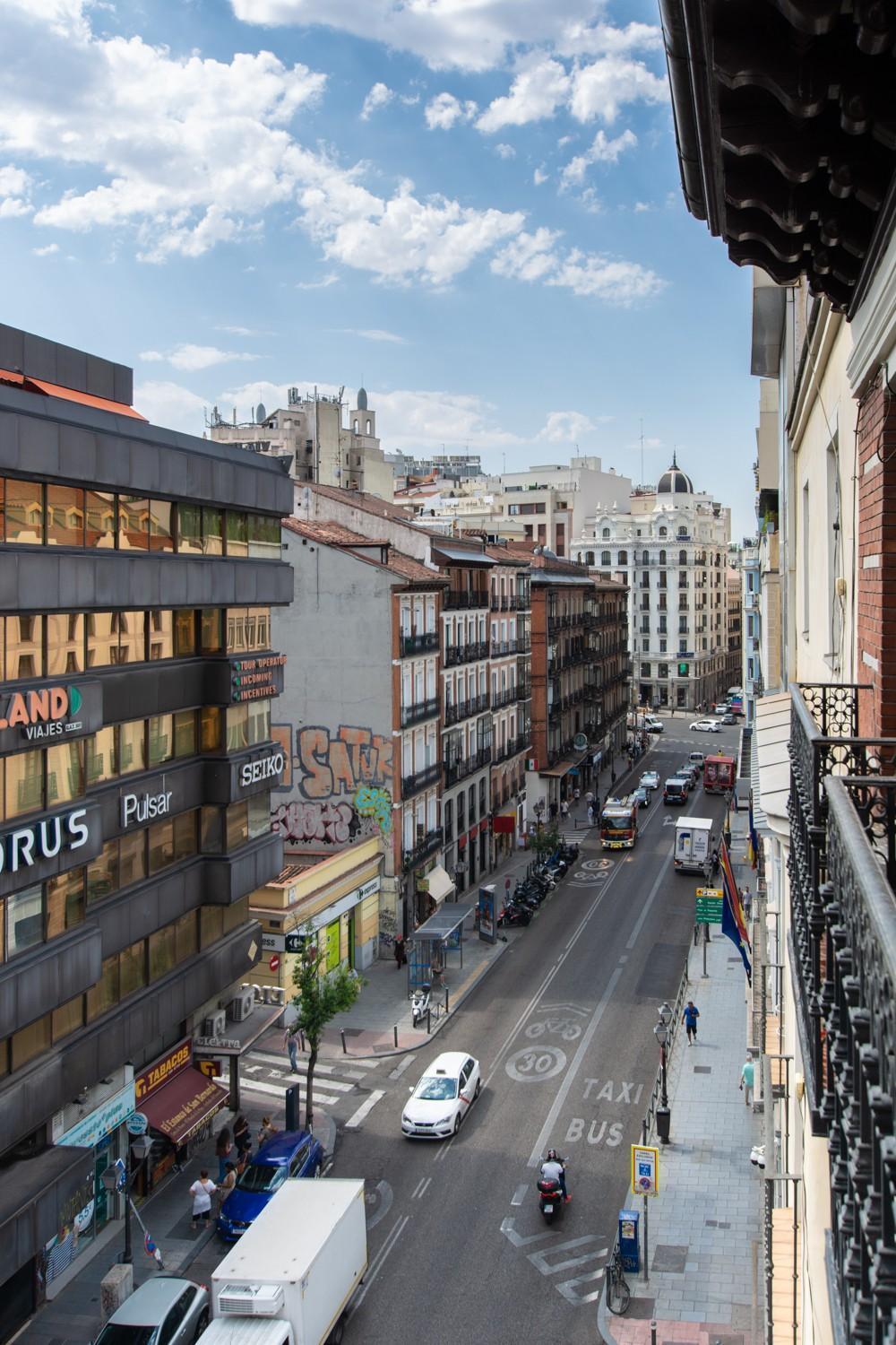Ap Edificio Gran Via -Quinto Piso Sin Ascensor- Apartment Madrid Exterior foto